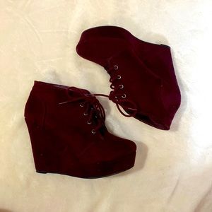 Maroon wedge booties